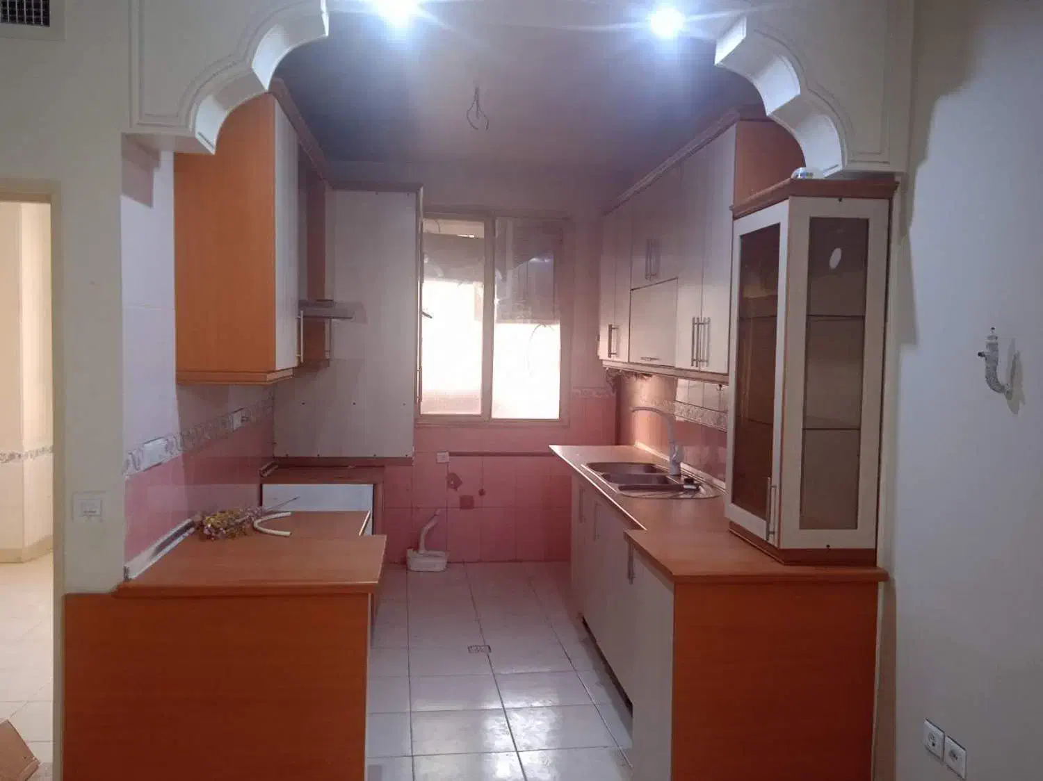 اجاره|اجارهٔ آپارتمان|رباطکریم, رباطکریم|دیوار