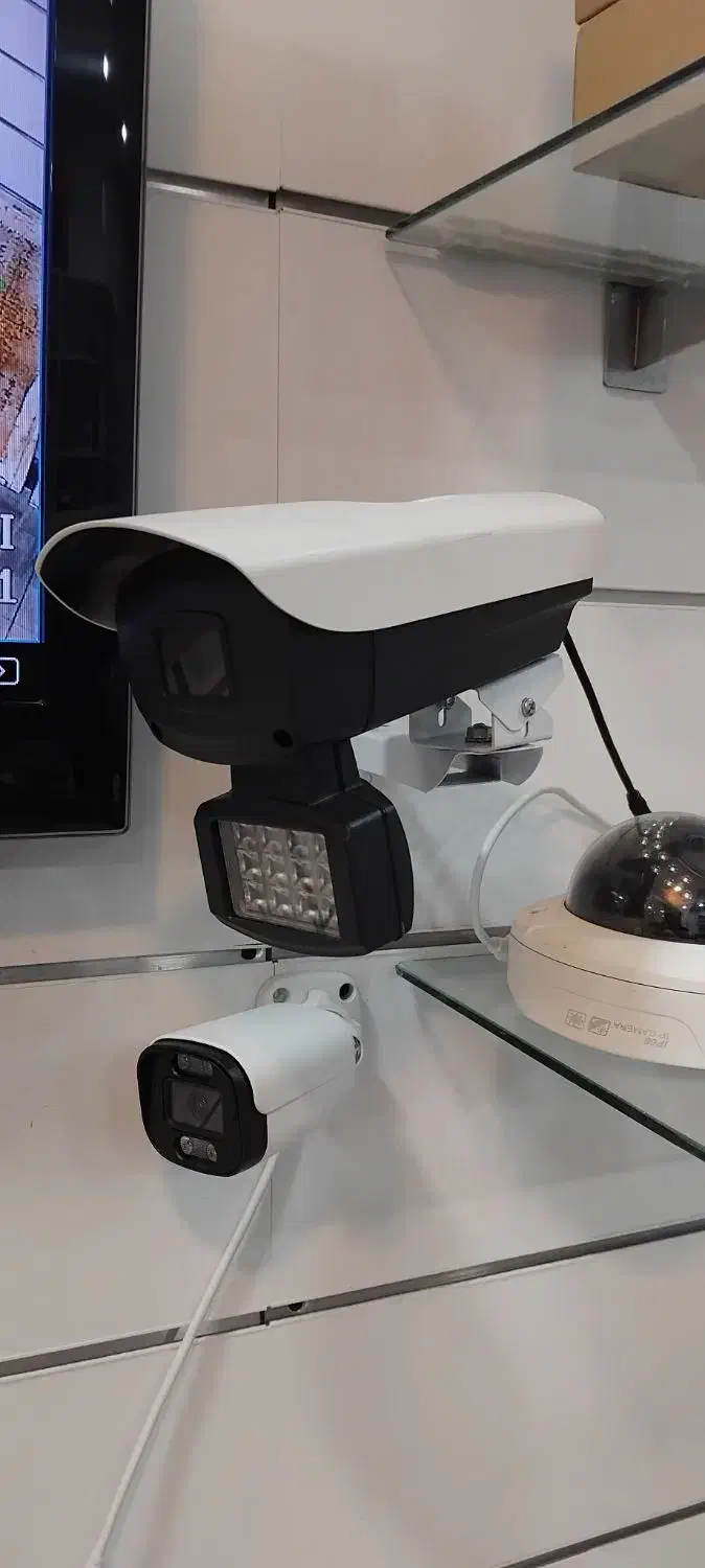 دوربین مداربسته 5MP رنگی Avigilon|دوربین مداربسته|قشم, |دیوار