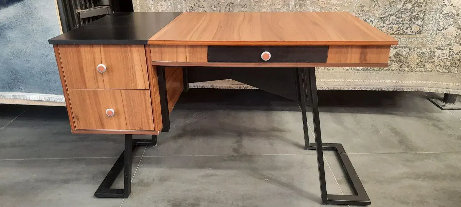 میز اداری نو|مبلمان اداری|ایلام, |دیوار