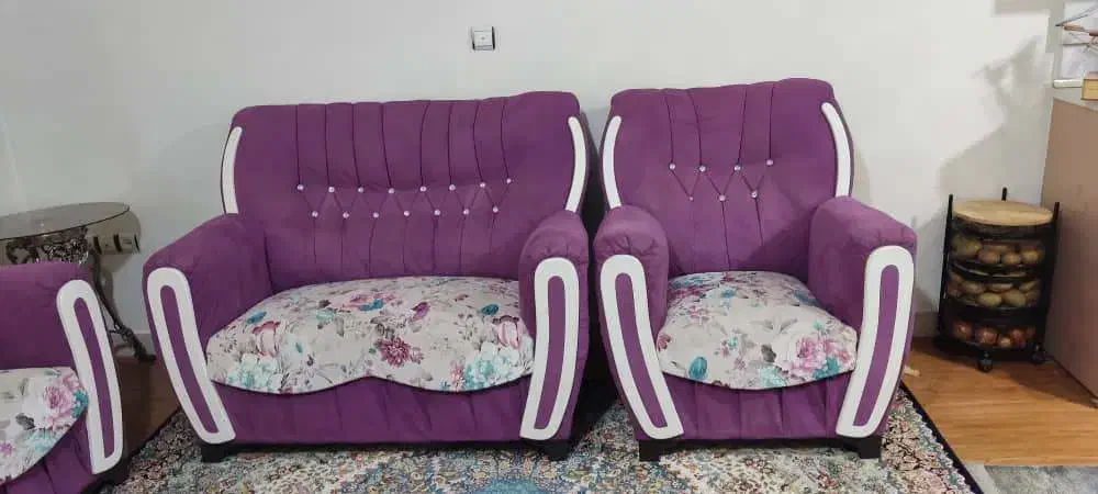 مبل هفت نفره و میز جلو مبلی و ۳تا عسلی .۴تومن .|مبلمان خانگی و میز عسلی|فردیس, فردیس|دیوار