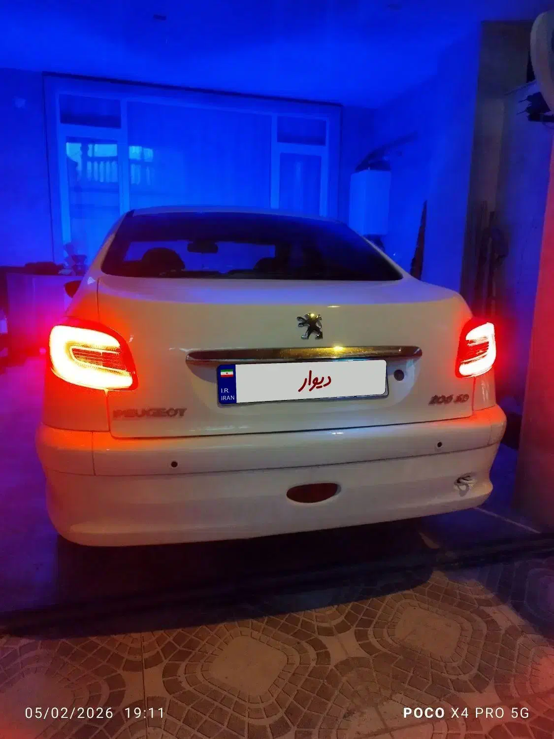 206مدل 1395|خودرو سواری و وانت|مهاباد (آذربایجان غربی), |دیوار