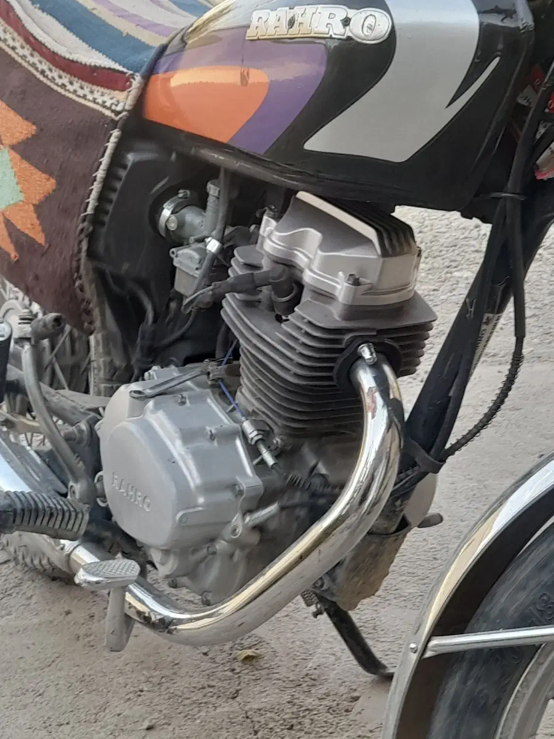 رهرو A1|موتورسیکلت|شاهنجرین, |دیوار