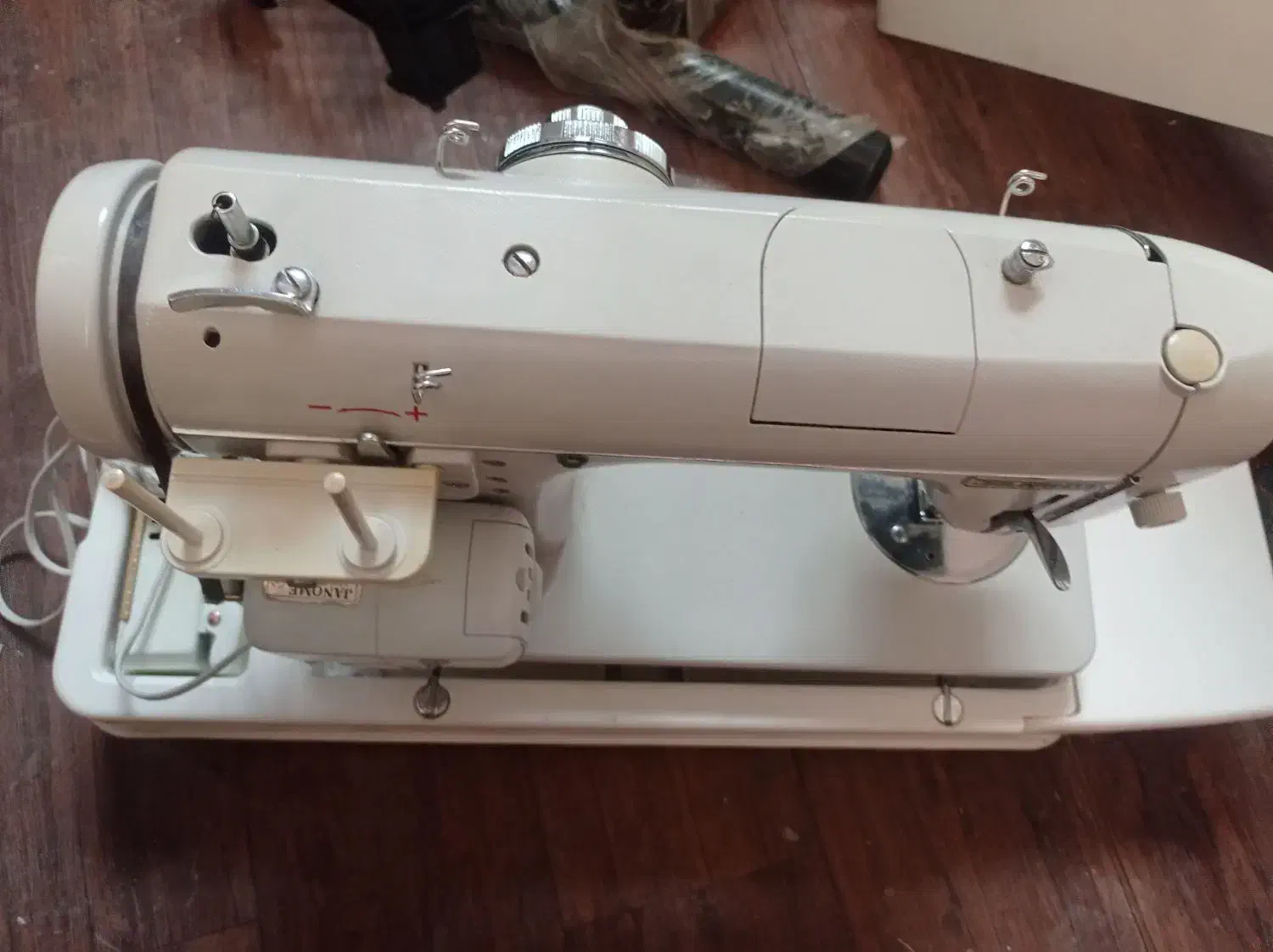 چرخ خیاطی ژانومه مدل ۶۷۲ اصل ژاپن|چرخ خیاطی و ریسندگی|فسا, |دیوار