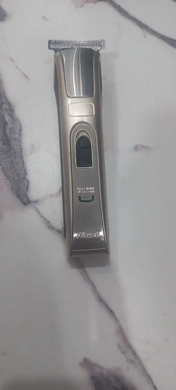 ماشین ریش تراش کاملا سالم|آرایشی، بهداشتی، درمانی|شیرگاه, |دیوار