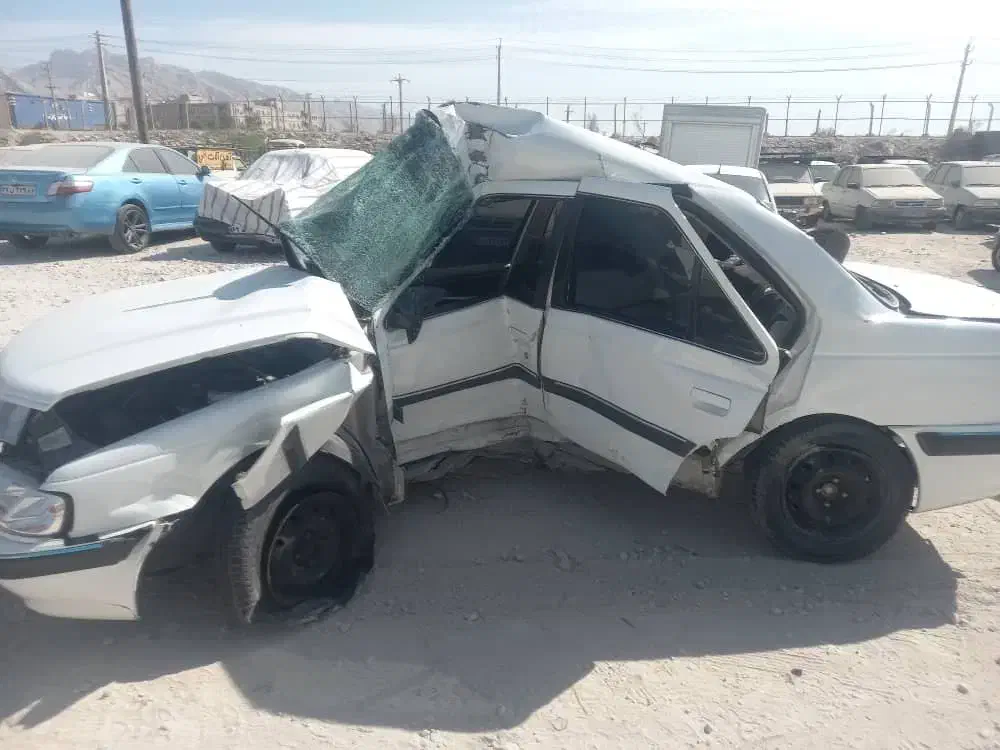 خریدار خودرو تصادفی ایرانی و خارجی به قیمت روز|خدمات موتور و ماشین|زاهدان, |دیوار