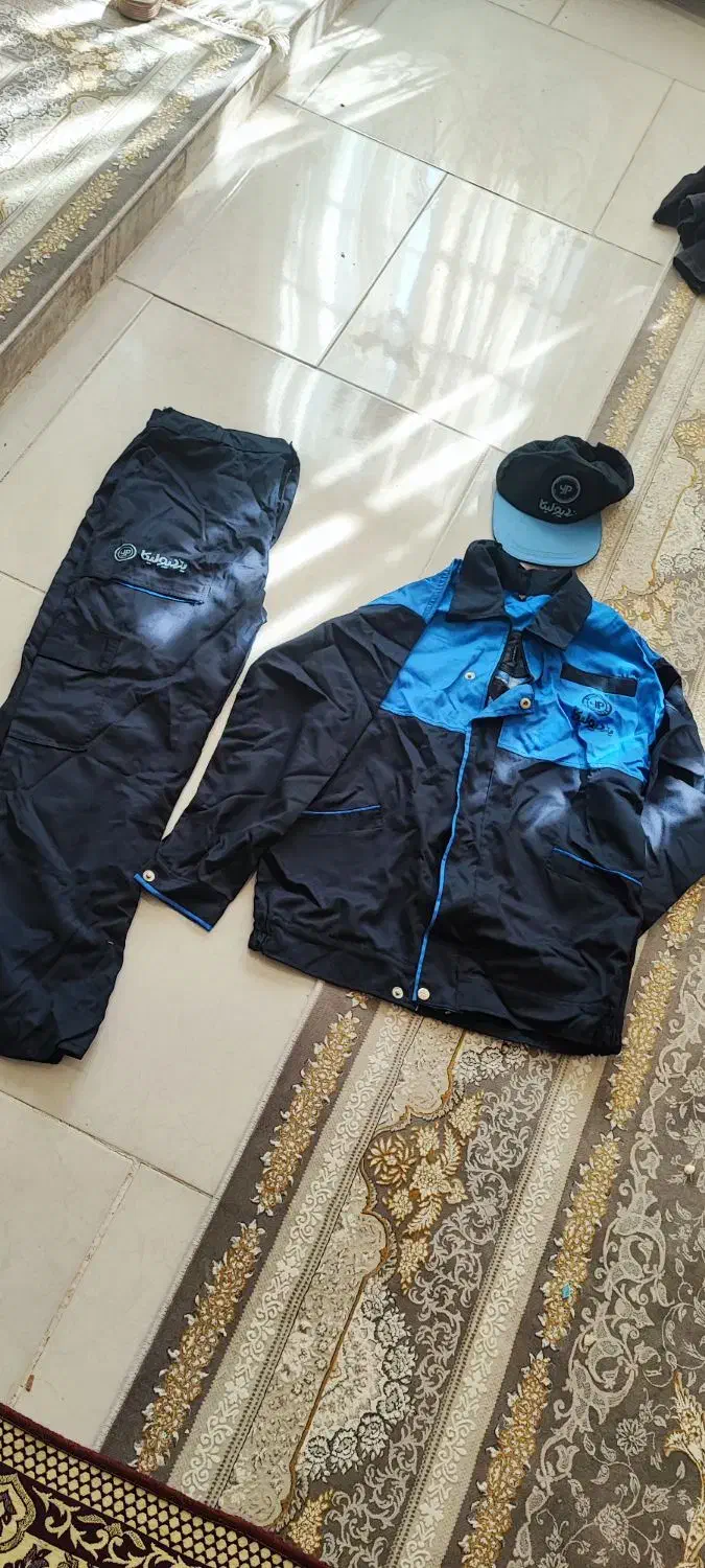 لباس کار ، دستکش کار|لباس|قم, شاه سید علی|دیوار