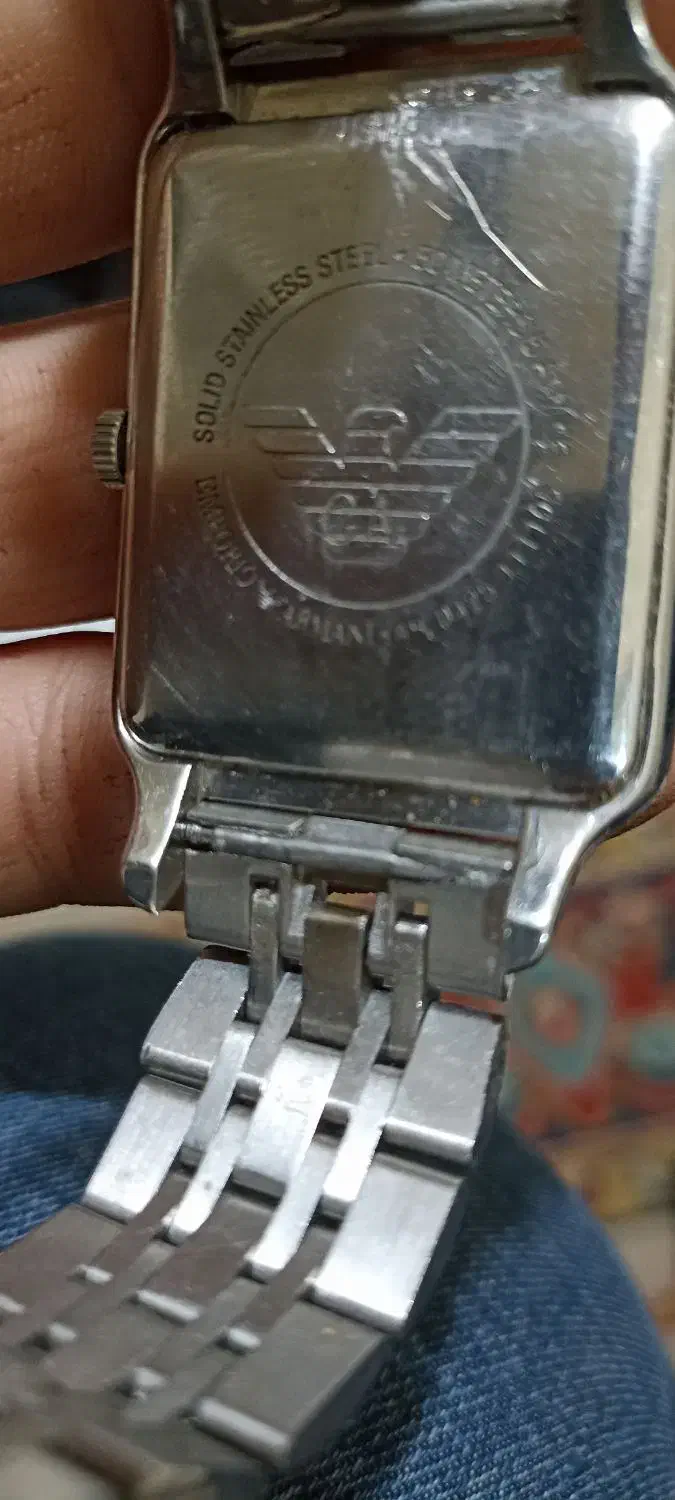 ساعت مچی|ساعت|اصفهان, نمایشگاه بین المللی اصفهان|دیوار