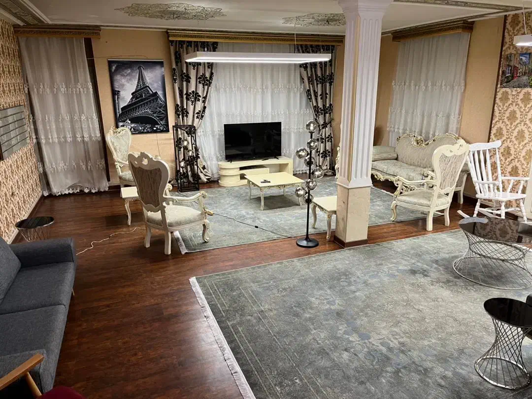 خانه مسافر مجهز جهت اقامت روزانه  ماهانه|اجارهٔ کوتاه‌مدت آپارتمان و سوئیت|شیراز, گلشن|دیوار