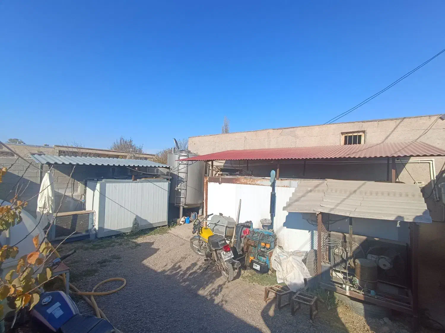 کارگاه صنعتی واقع در روستای آقبلاغ رستم خان|اجارهٔ دفتر صنعتی، کشاورزی، تجاری|اردبیل, |دیوار