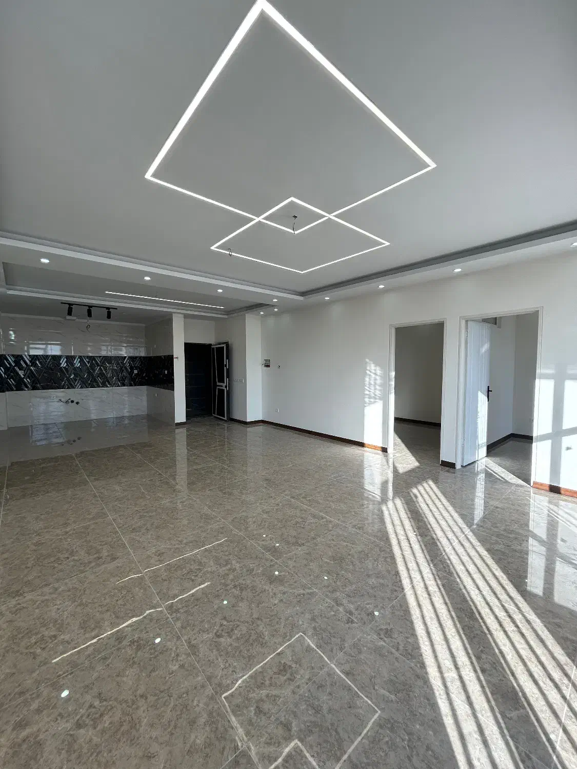 خونه ی قدیمیتو با یه واحد نوساز معاوضه کن|فروش آپارتمان|اندیشه, اندیشه فاز ۱|دیوار