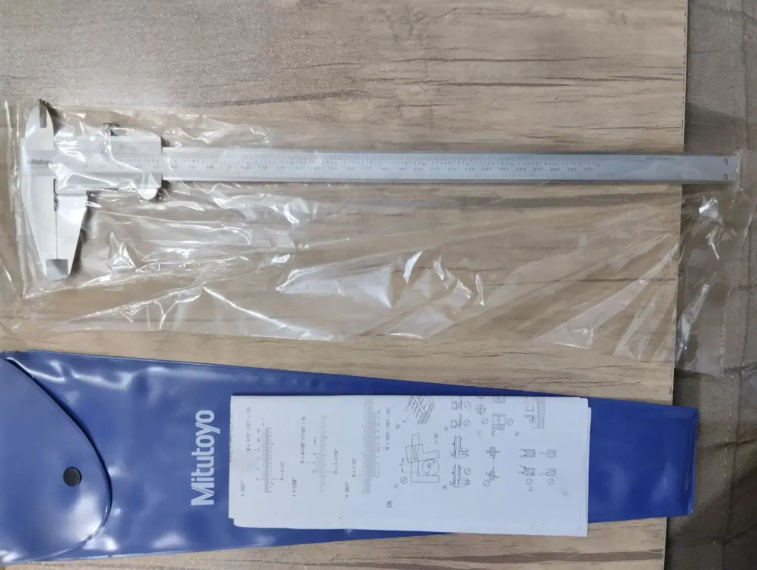 کولیس میتوتویو|ابزارآلات|مشهد, هفت تیر (آب و برق)|دیوار