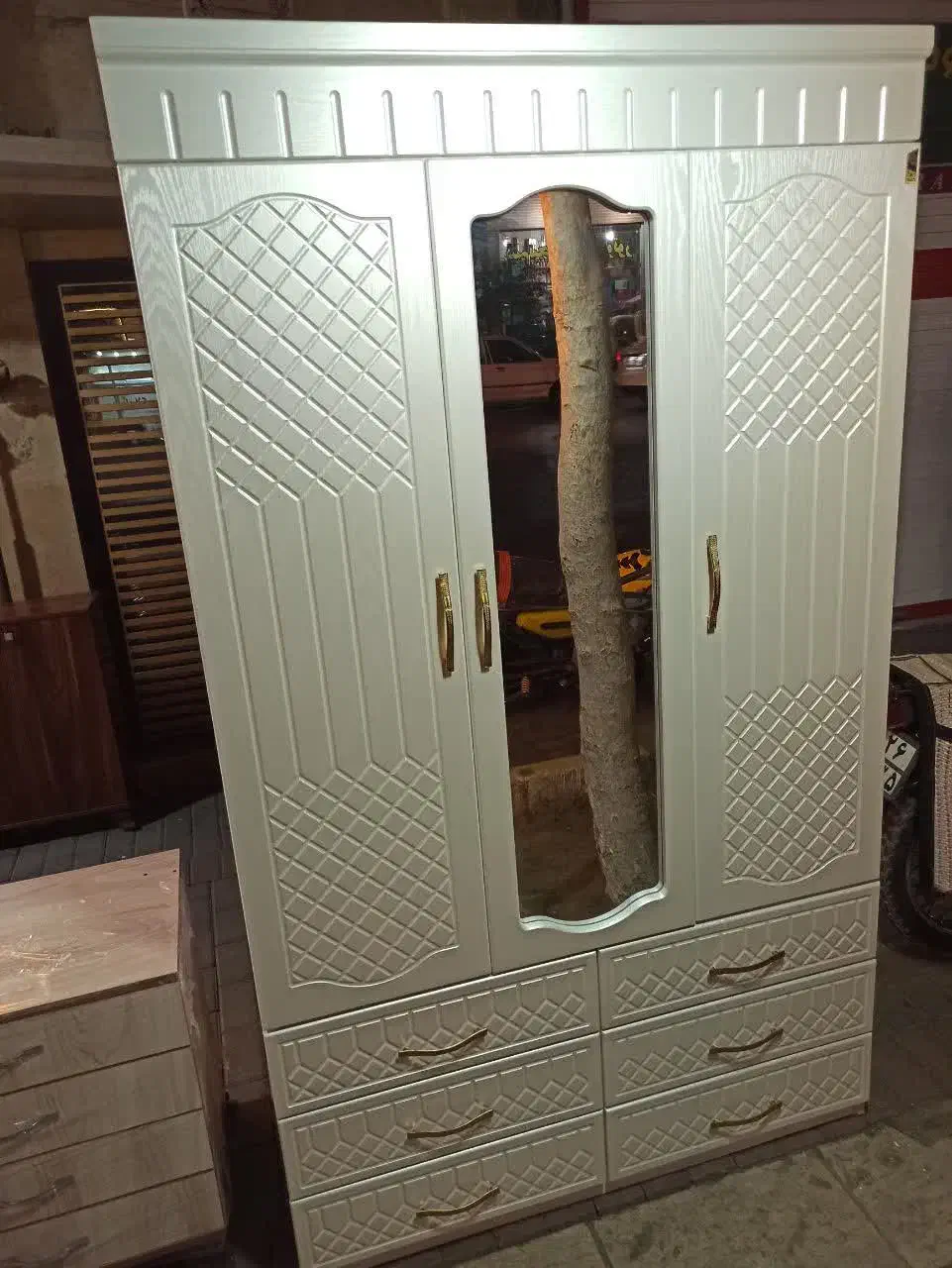 تولید کننده مصنوعات چوبی|جاکفشی، کمد، دراور|کاشان, شهرک صنعتی فتح المبین|دیوار