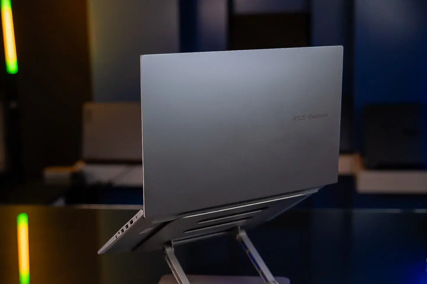 لپ تاپ ASUS VIVOBOOK نسل 12 با 20G RAM و 1TB SSD|رایانه همراه|یزد, |دیوار