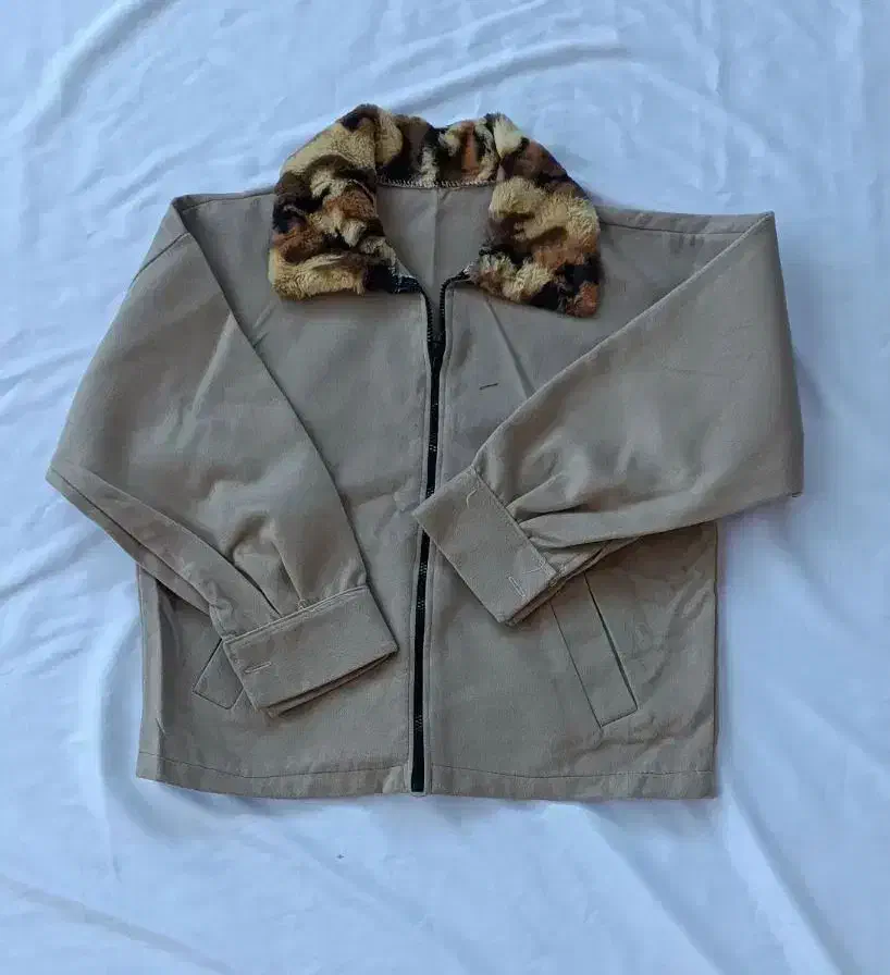 لباس زنانه|لباس|شیروان (خراسان), |دیوار