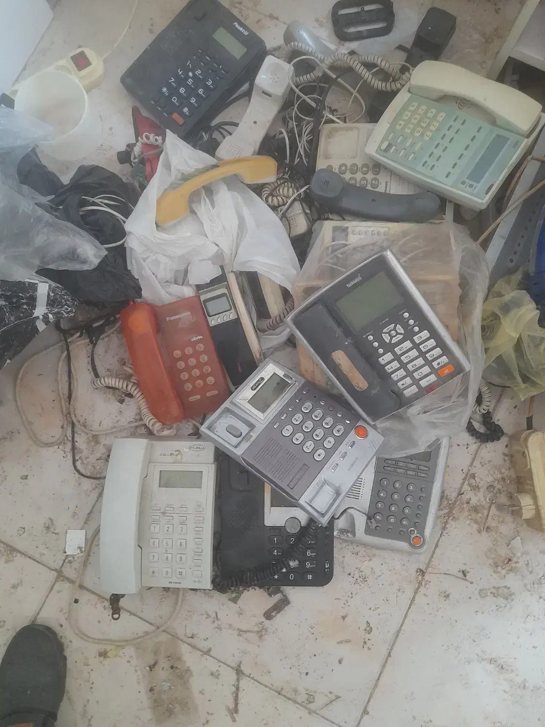 گوشی تلفن رومیزی|تلفن رومیزی|بندر گناوه, |دیوار