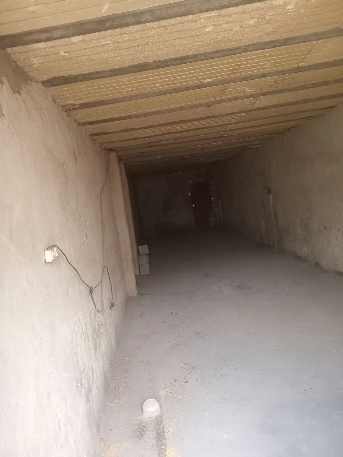 انبار ومغازه لب آسفالت روبروی هنرستان پارسا|فروش مغازه و غرفه|نجف‌آباد, جوزدان|دیوار