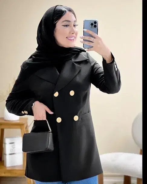 کت مازراتی|لباس|مشهد, کارگران|دیوار