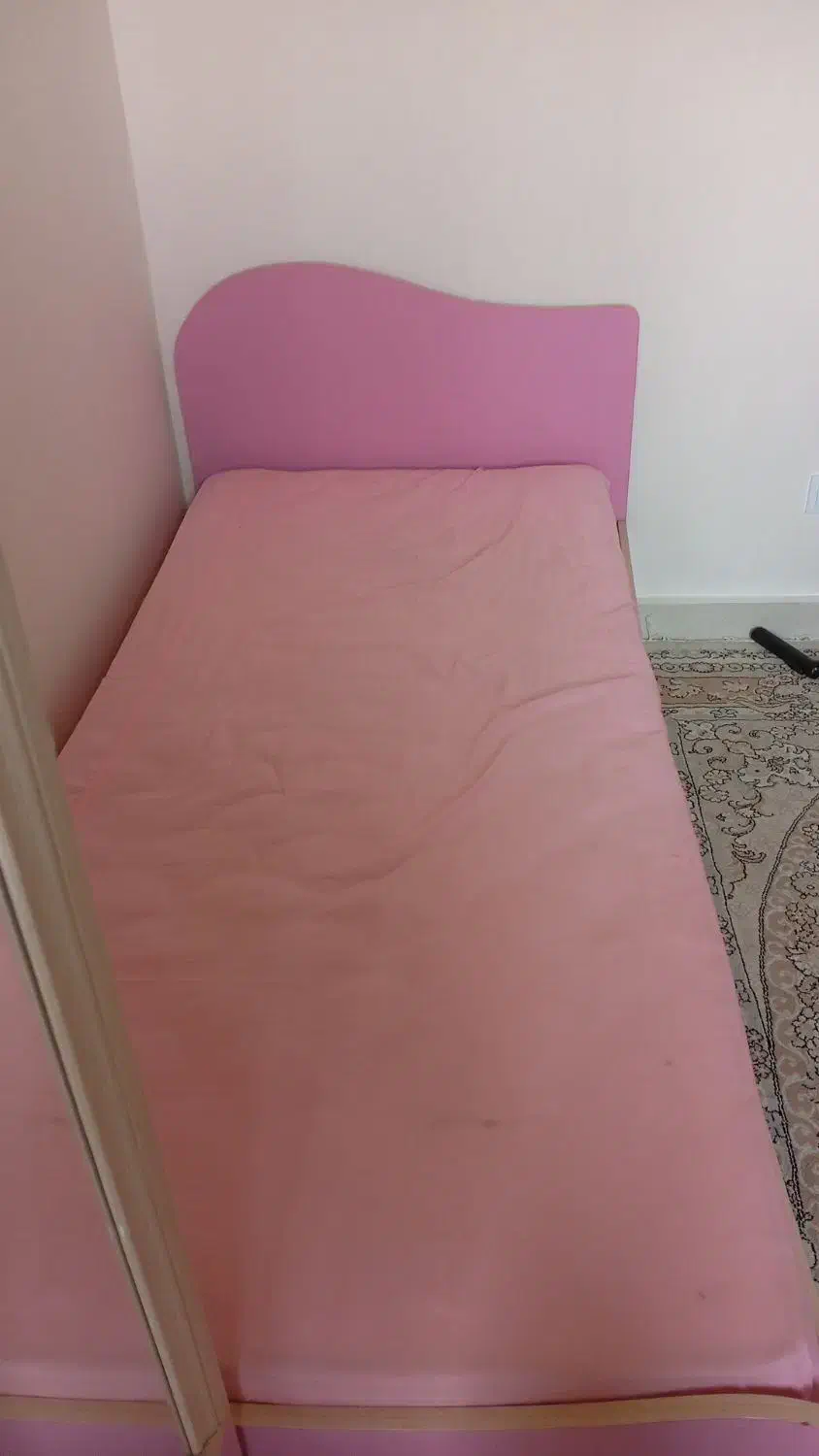 تخت و تشک|تخت و سرویس خواب|رشت, معلم|دیوار