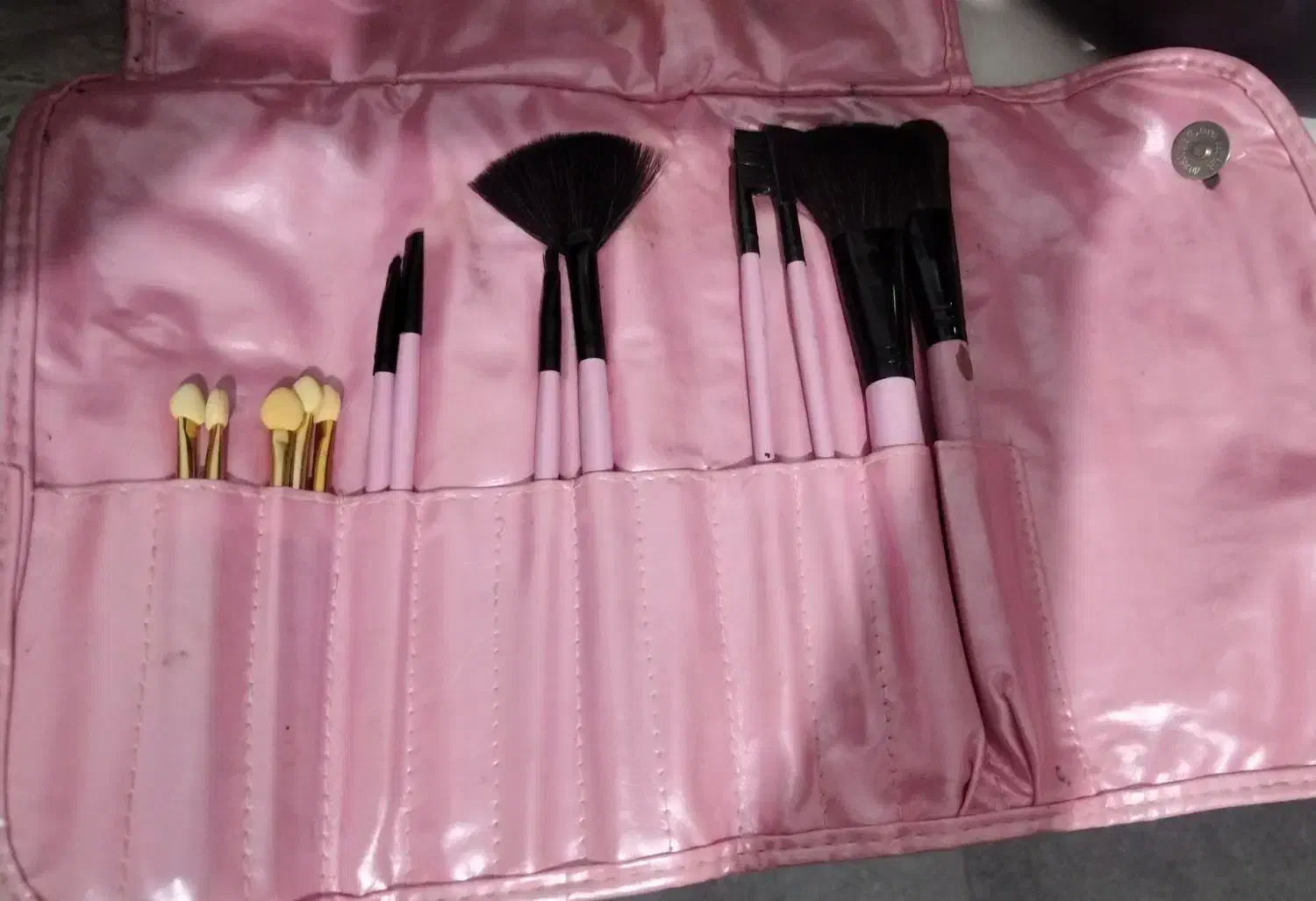 ست براش/قیچی پیتاژ/میل/شانه پوش|آرایشی، بهداشتی، درمانی|مراغه, |دیوار