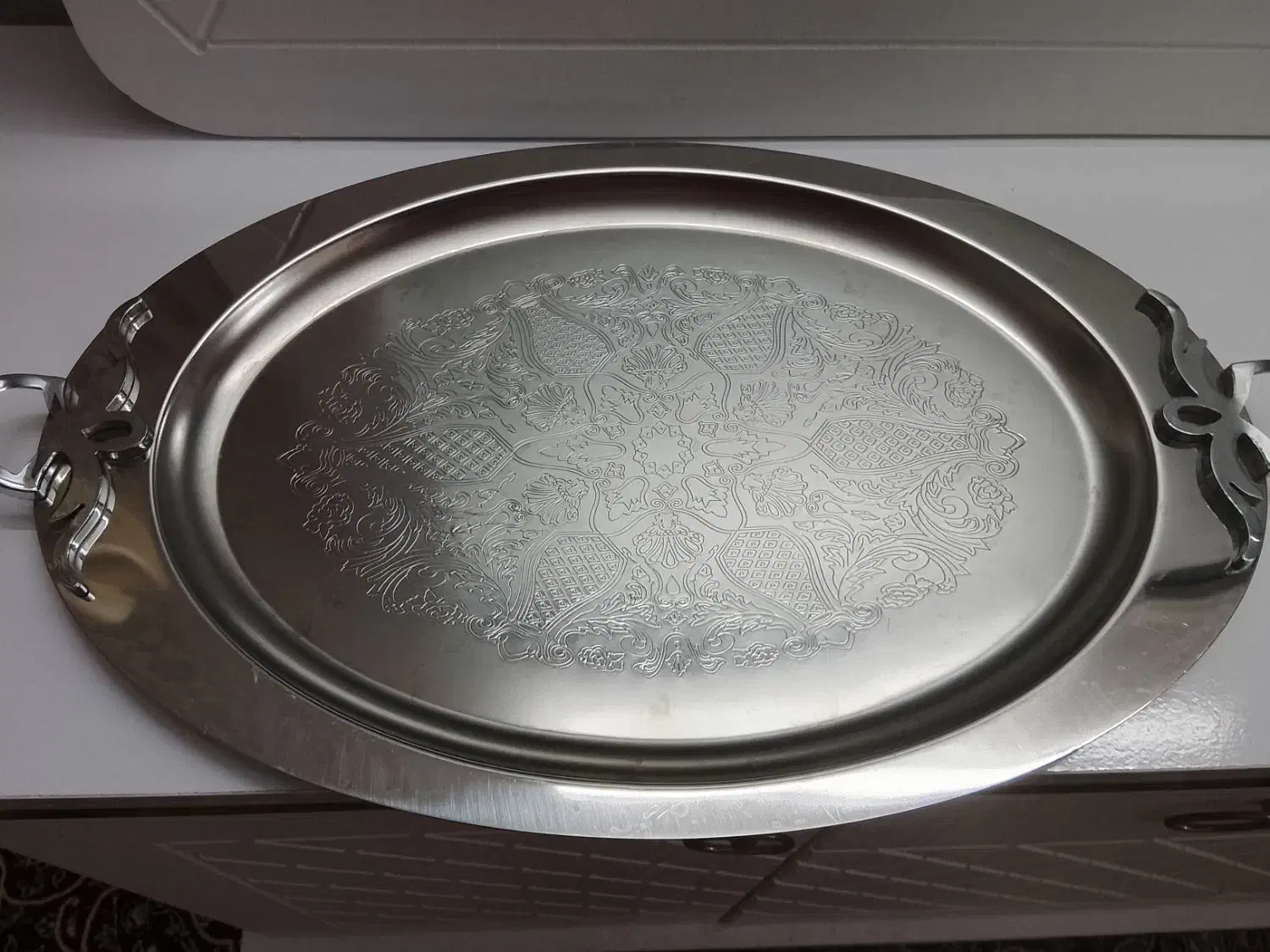 سینی استیل|ظروف سرو و پذیرایی|بروجرد, |دیوار