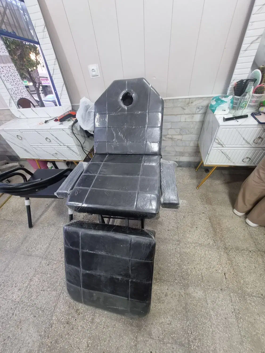 لوازم آرایشگاه زنانه|آرایشگاه و سالن‌های زیبایی|کردکوی, |دیوار