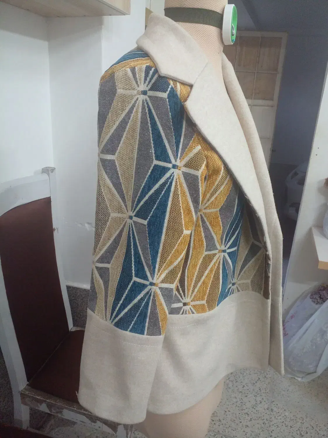 مانتو کتی|لباس|اردبیل, |دیوار