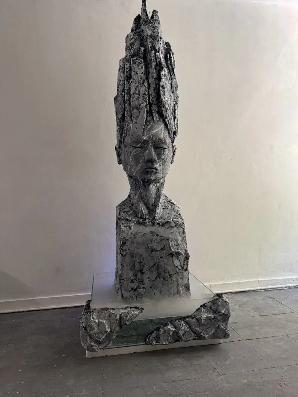 آبنما صخره‌ای|مصالح و تجهیزات ساختمان|اسلام‌شهر, باغ فیض|دیوار