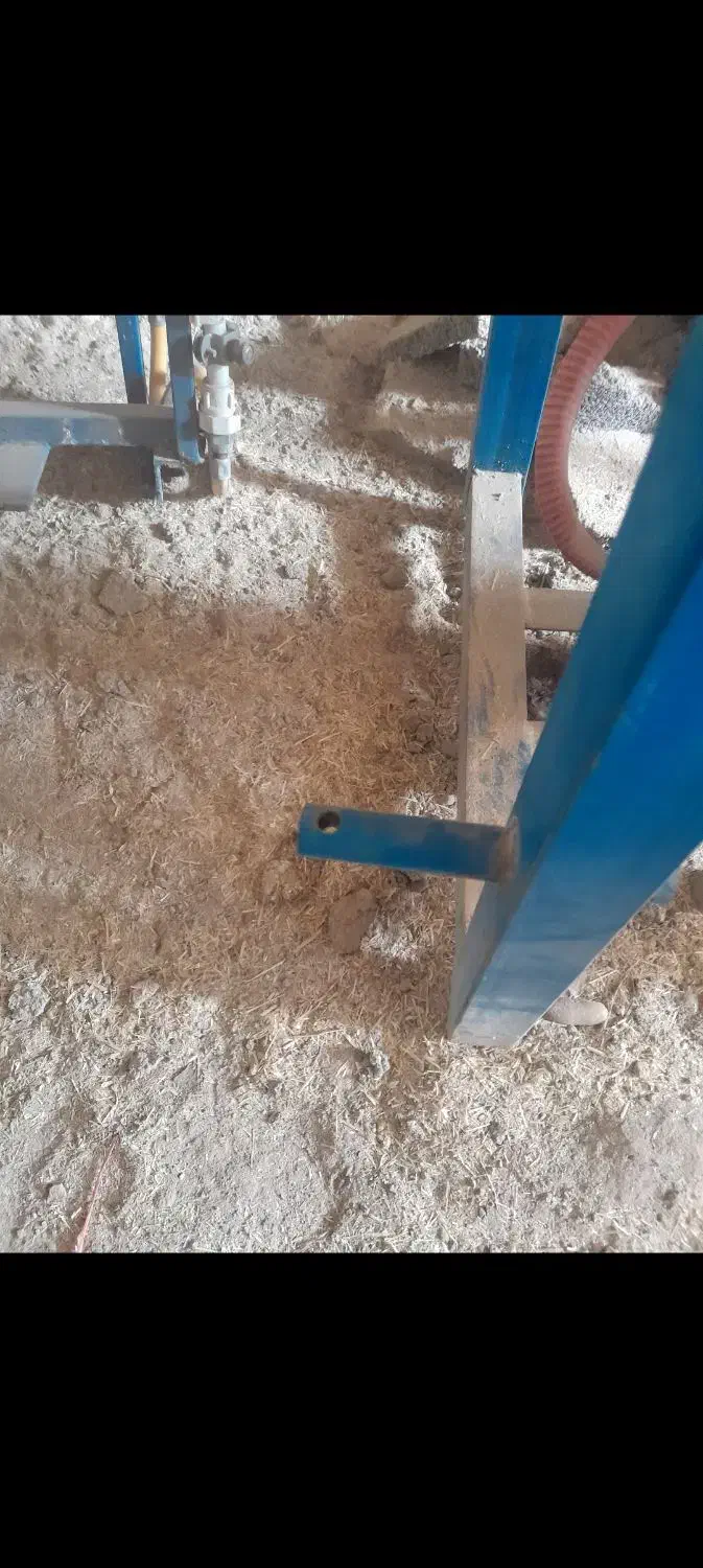 سمپاش ۴۰۰لیتری|خدمات باغبانی و درختکاری|چگنی, |دیوار