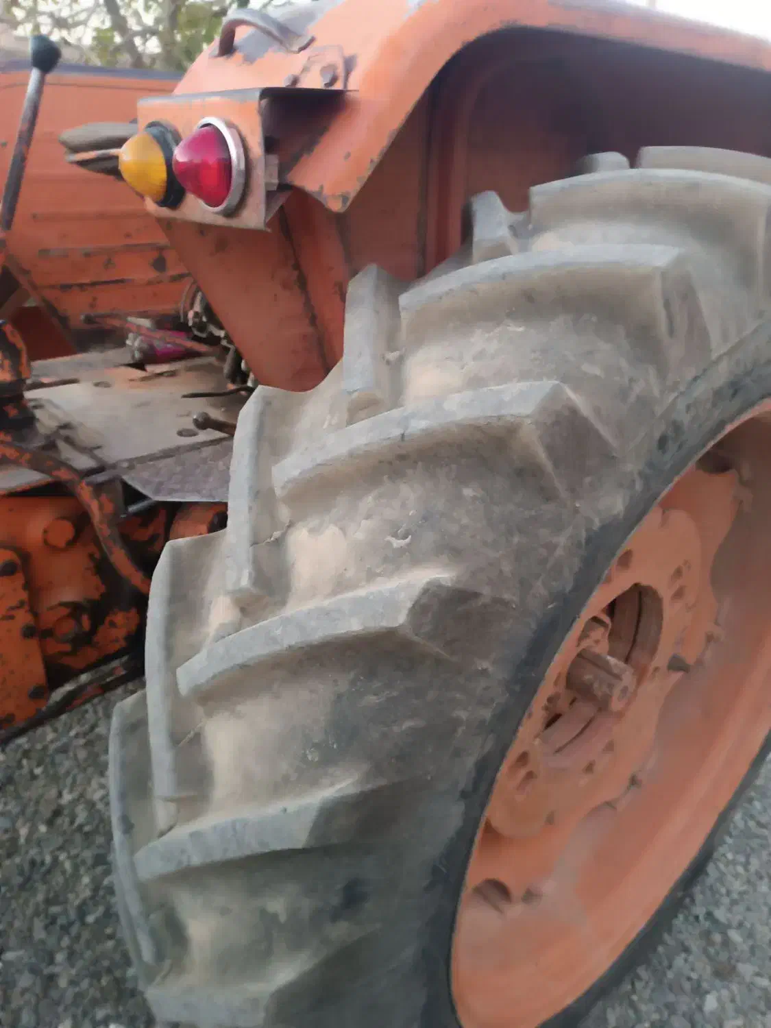 تراکتور رومانی|خودرو سنگین|دینور, |دیوار