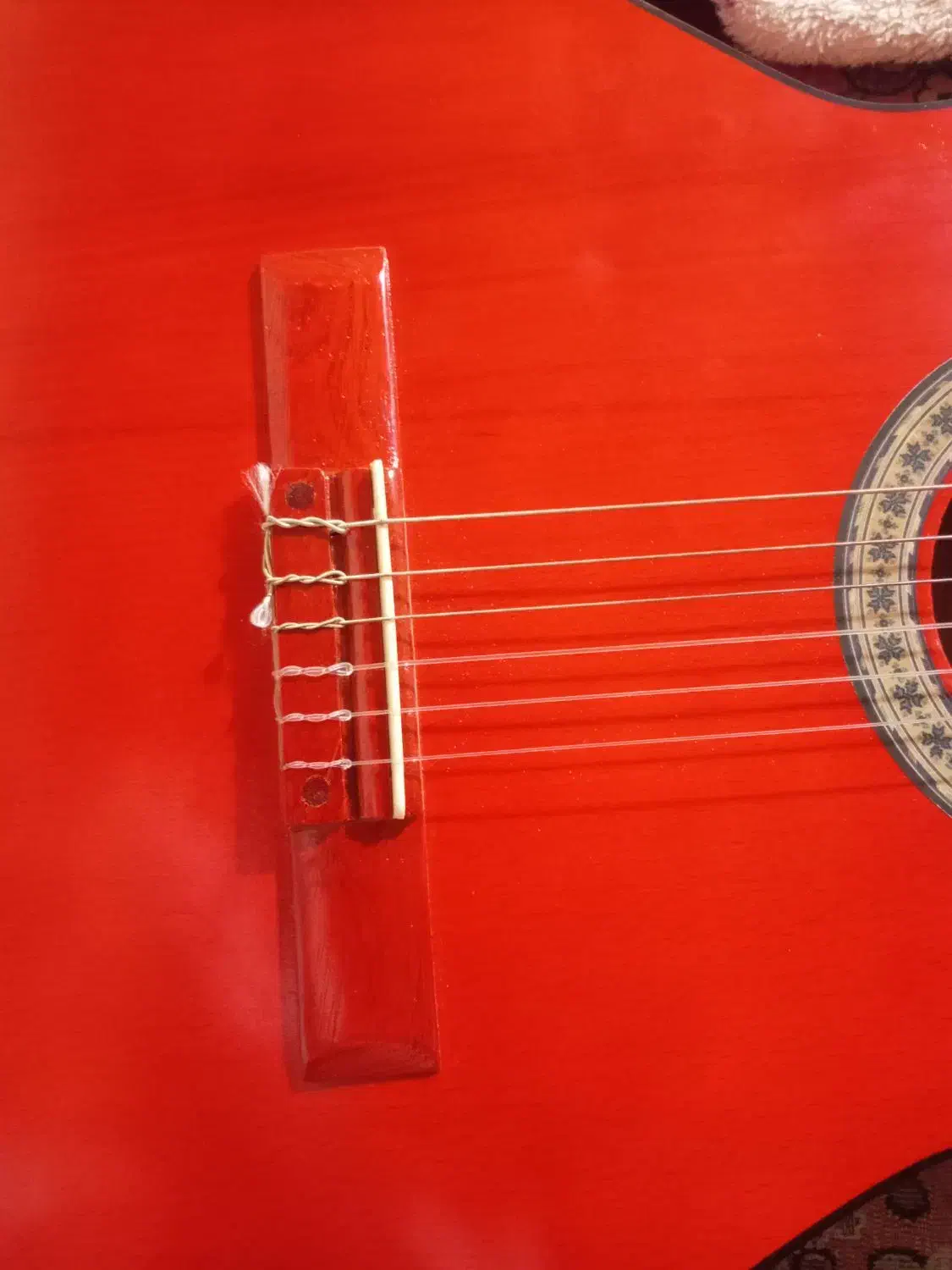 گیتار آنتونیو سانچز|گیتار، بیس، امپلیفایر|چابهار, |دیوار