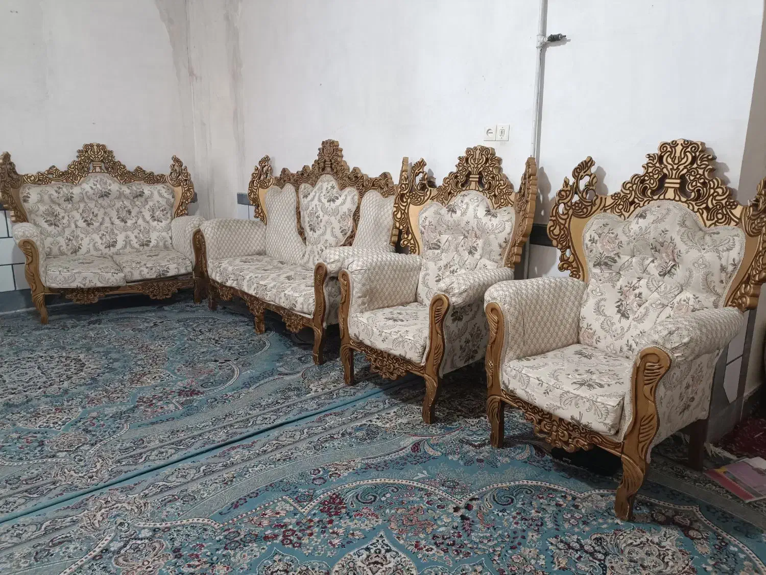 مبل7نفره سلطنتی|مبلمان خانگی و میز عسلی|کوه چنار, |دیوار