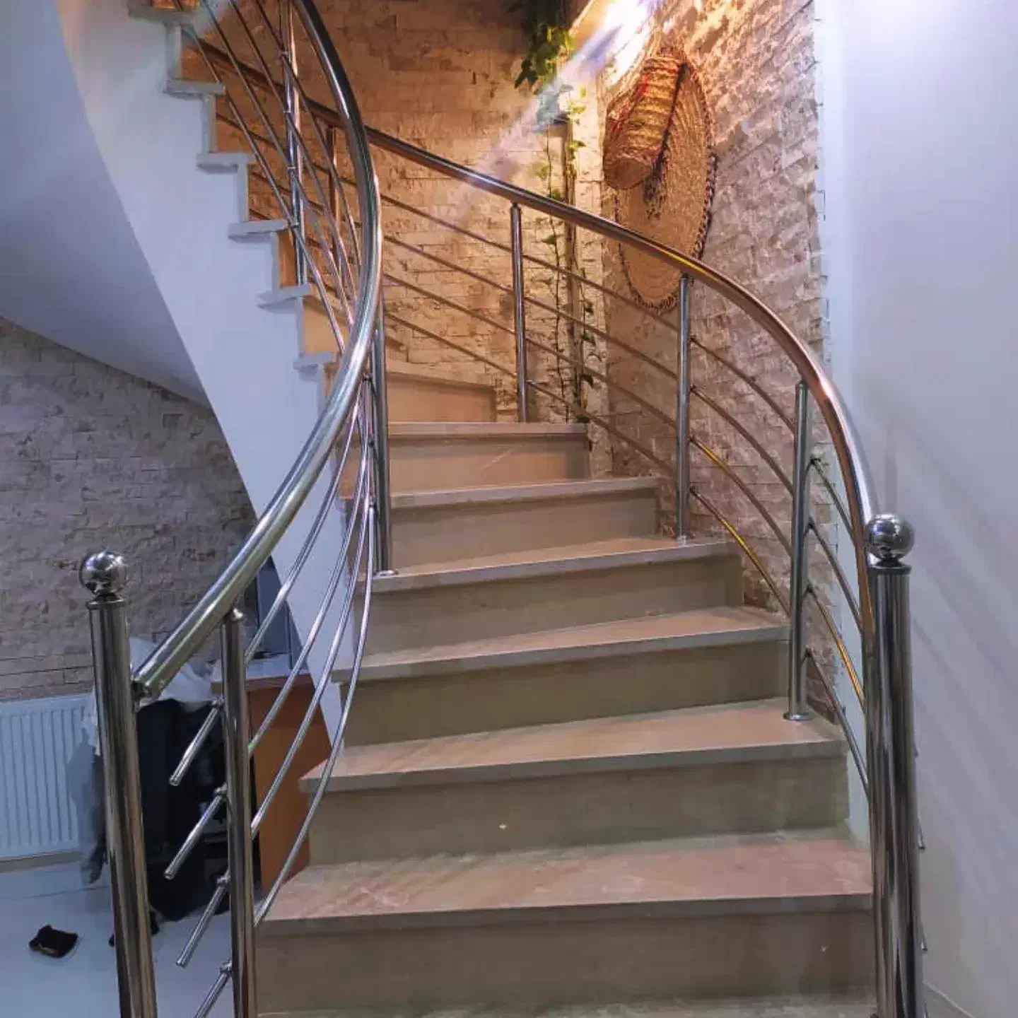 نرده استیل راه پله ،پله گردون،دوجداره|خدمات پیشه و مهارت|خرمدره, |دیوار