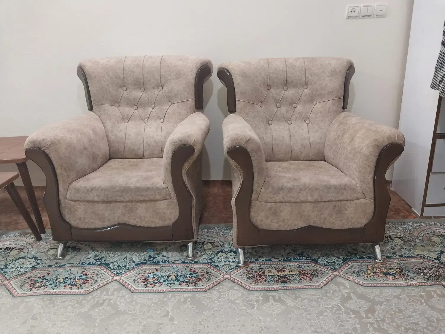 مبل هفت نفره سالم|مبلمان خانگی و میز عسلی|خرمدره, |دیوار