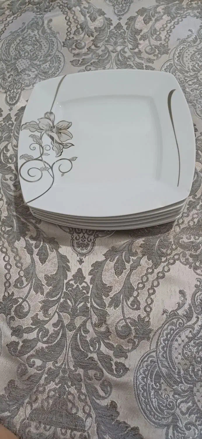 لوازم آشپزخونه تمیز و درحد نو|ظروف سرو و پذیرایی|مشکین‌دشت, |دیوار