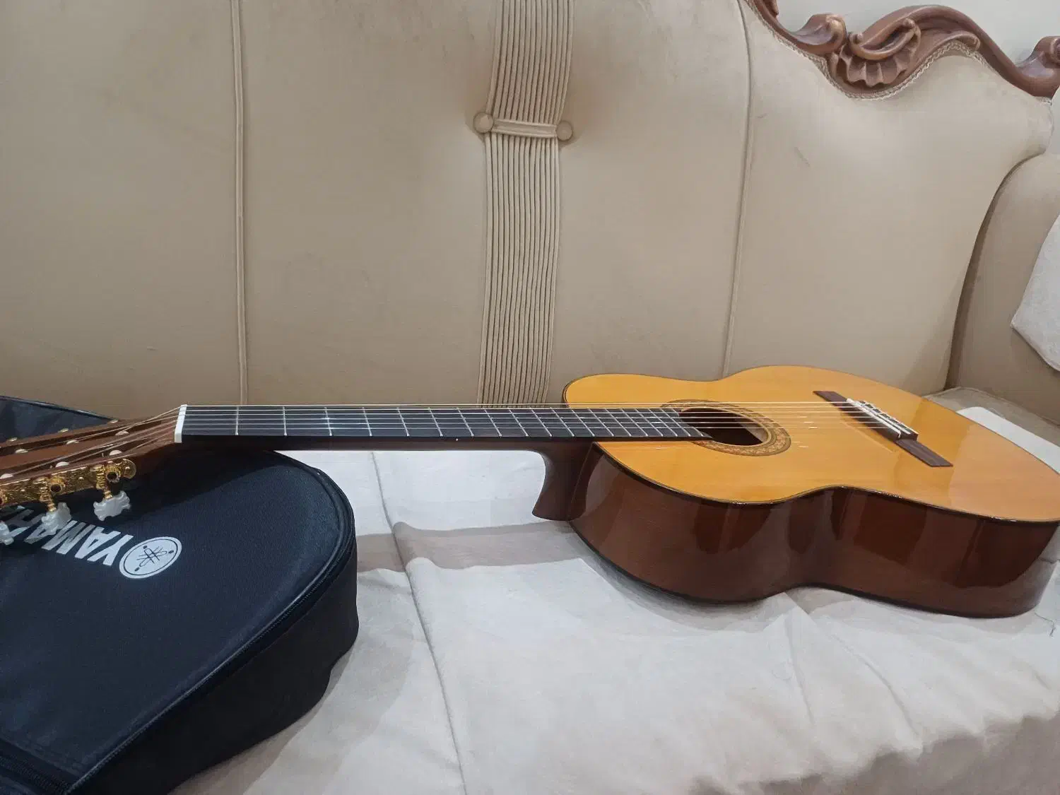 گیتار بسیار کم کار کرد C70|گیتار، بیس، امپلیفایر|تهران, شهرک ولیعصر شمالی|دیوار