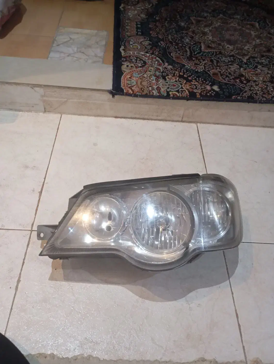 چراغ پراید ۱۱۱ سمت راننده موتور دار فابریک سالم|قطعات یدکی و لوازم جانبی|مشهد, کوی ولیعصر|دیوار
