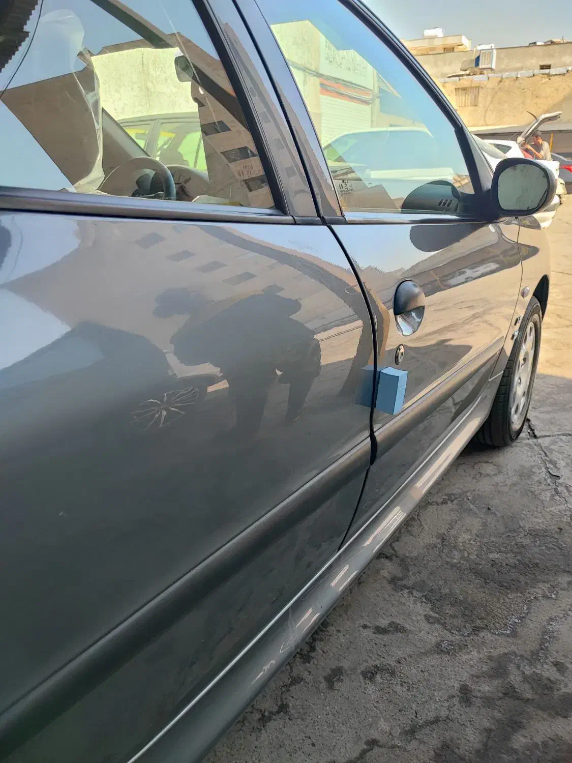 ۲۰۶ تیپ پنج تمام فابریک بدون آفتاب سوختگی|خودرو سواری و وانت|شیراز, سایت اداری|دیوار