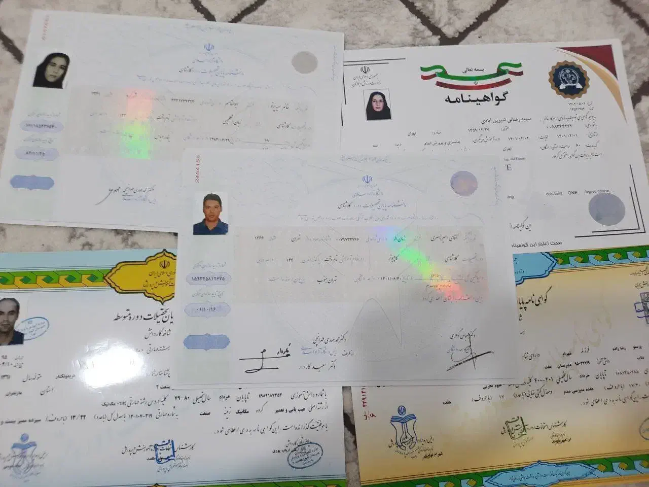 مدارک تحصیلی|خدمات آموزشی|تهران, آرژانتین|دیوار