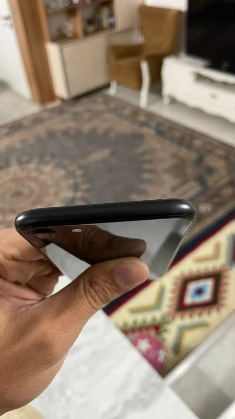 ایفون se2020|موبایل|مشهد, هفت تیر (نه دره)|دیوار