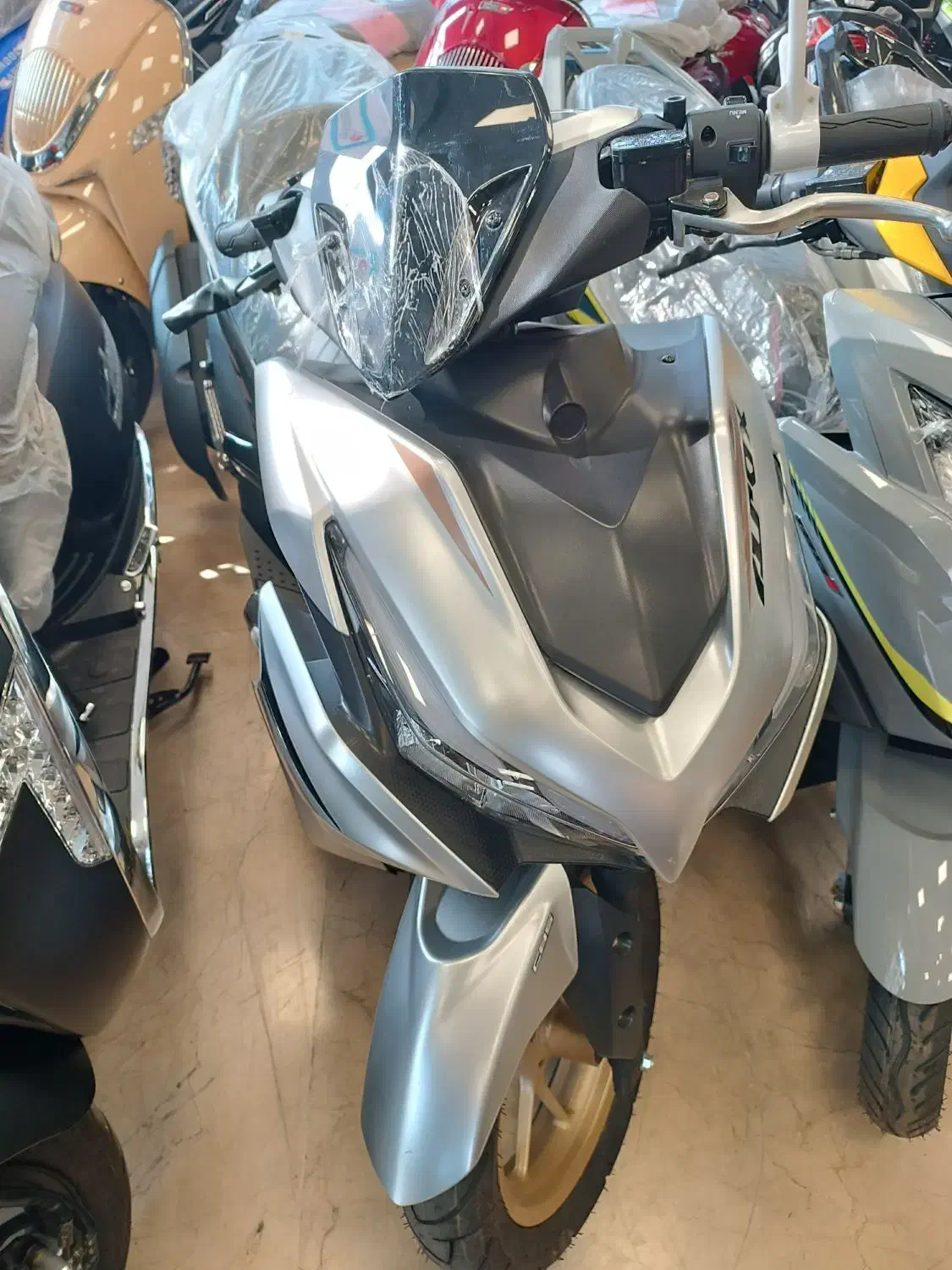 موتور طرح آیروکس 180فول|موتورسیکلت|تهران, باغ فردوس|دیوار