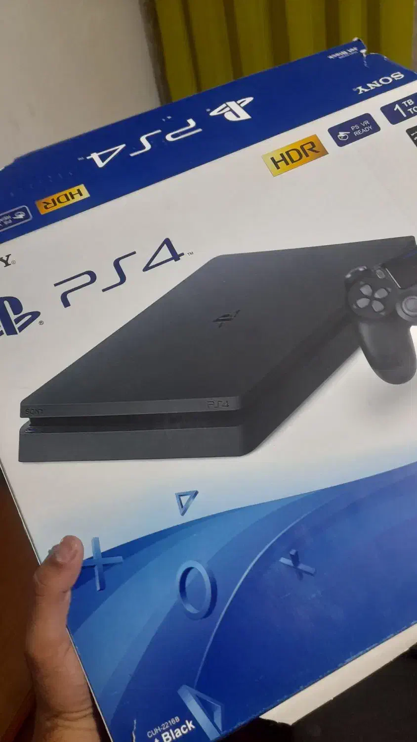 ps4اسلیم یک ترا کپی خور شده بدون هیچ خط خش نو|کنسول، بازی ویدئویی و آنلاین|دلند, |دیوار