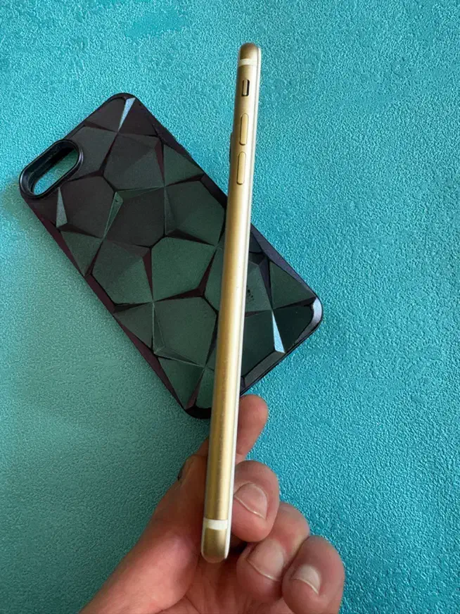 گوشی آیفون ۷ پلاس ۱۲۸ گیگ|موبایل|اصفهان, برازنده|دیوار