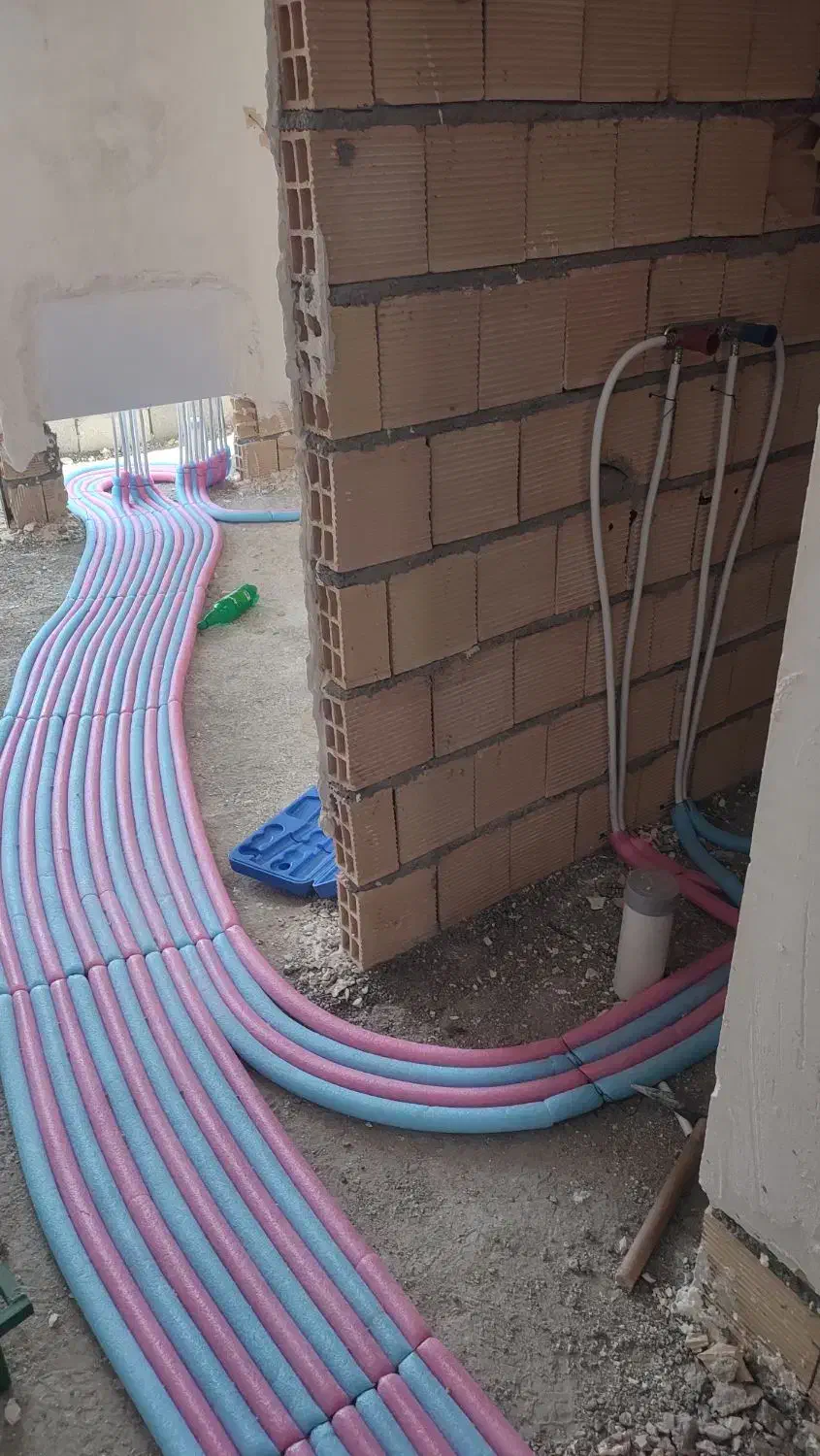 برقکاری،برقکشی،برق،لوله کشی|خدمات پیشه و مهارت|ساوه, |دیوار