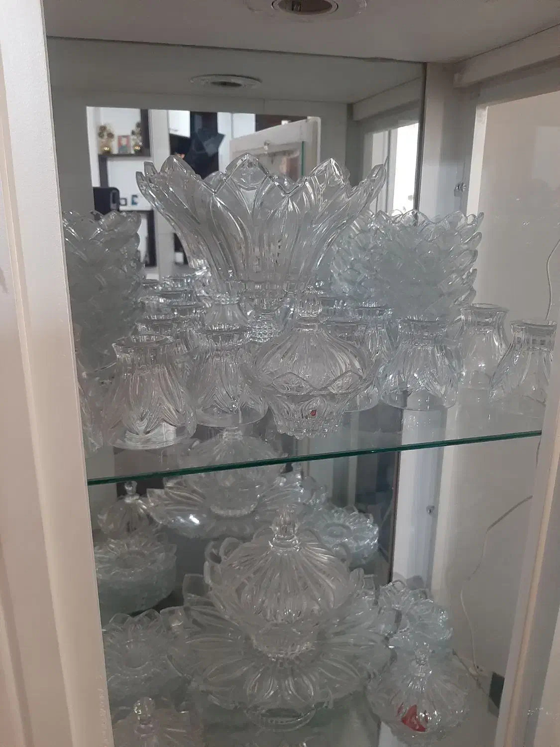 سرویس پذیرایی ۱۲ نفره|ظروف سرو و پذیرایی|آبیک, |دیوار