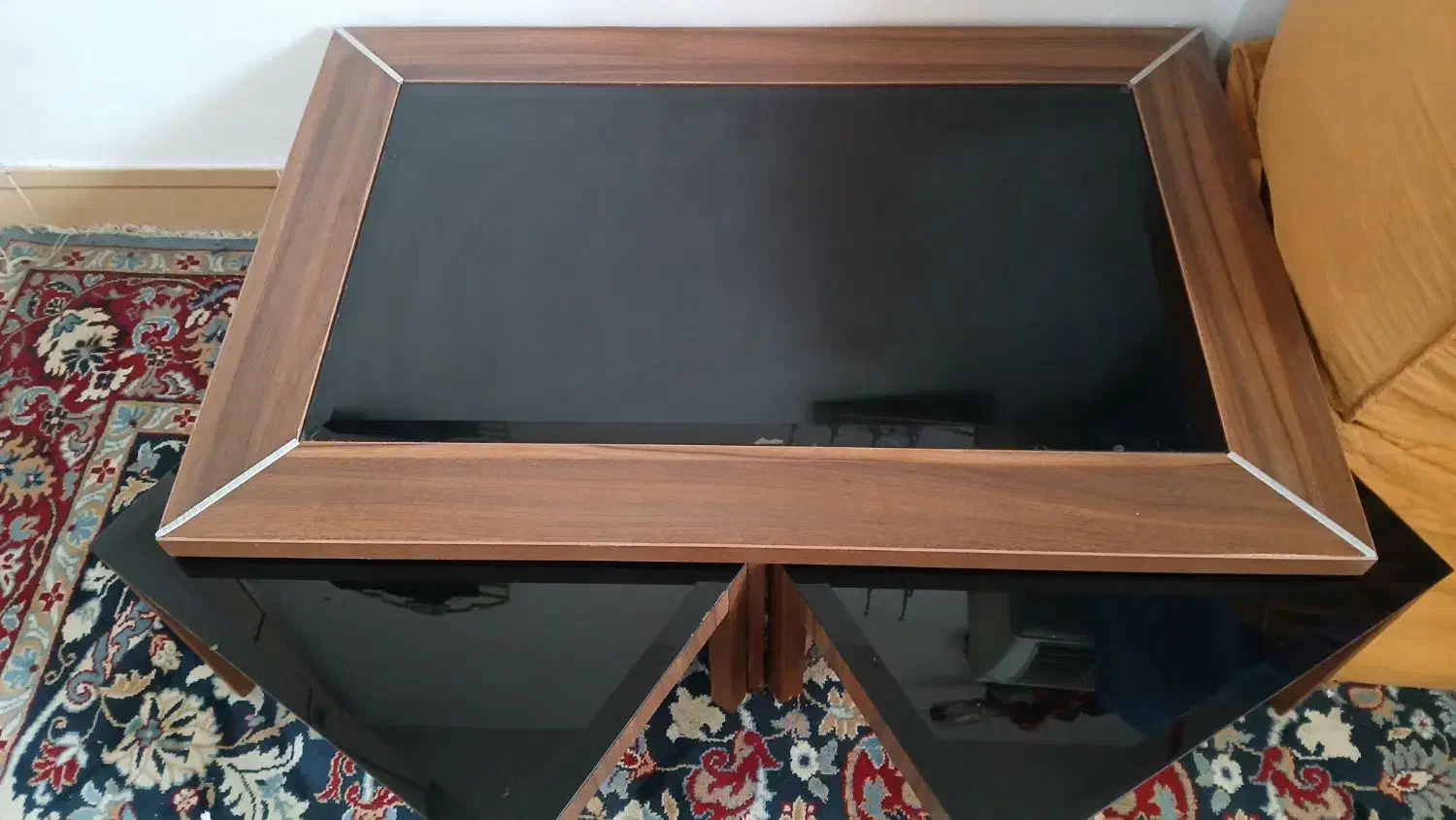 میز|بوفه، ویترین، کنسول|مسجد سلیمان, |دیوار