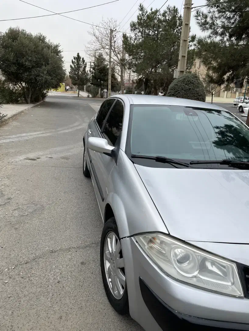 مگان ۲۰۰۰ اتومات|خودرو سواری و وانت|اندیشه, اندیشه فاز ۴|دیوار