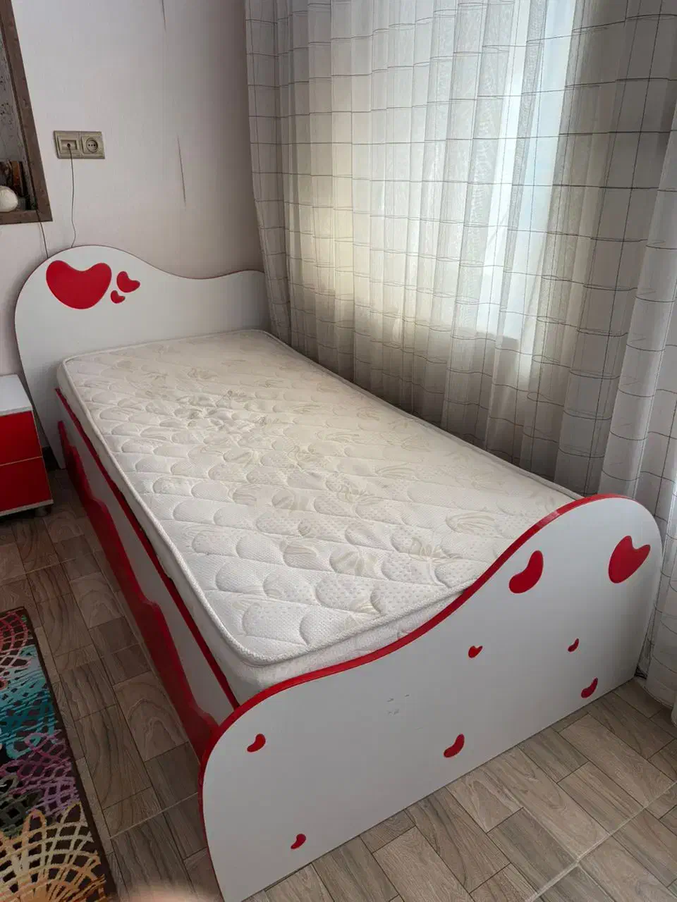 سرویس خواب|تخت و سرویس خواب|یزد, |دیوار