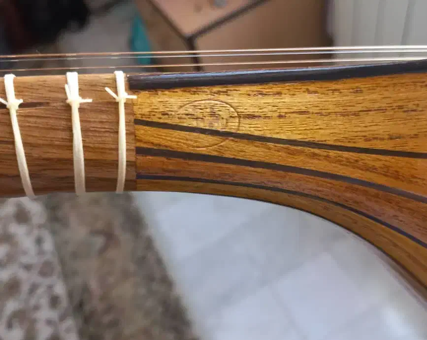 سه تار|سازهای سنتی|کرج, مصباح|دیوار