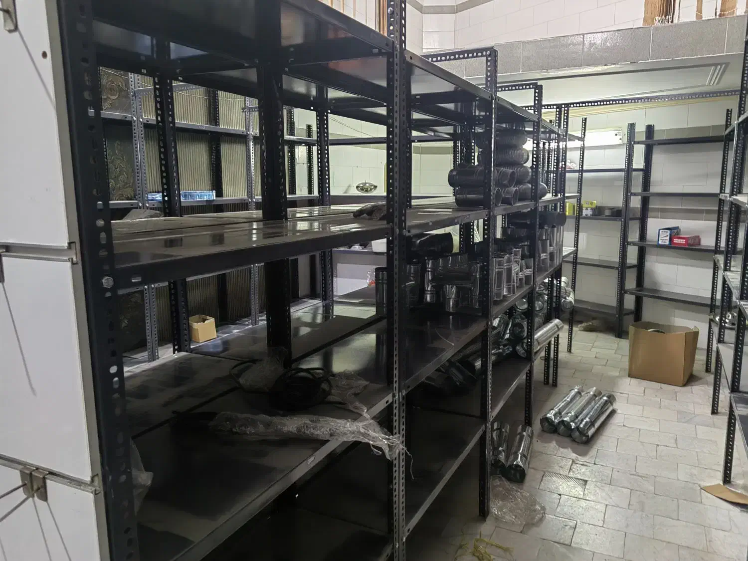 قفسه نو|کتابخانه، شلف، قفسههای دیواری|یزد, |دیوار