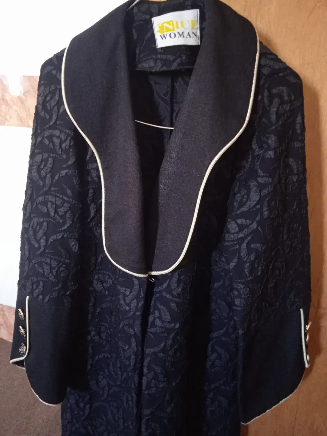 کت مجلسی|لباس|گنبد کاووس, |دیوار